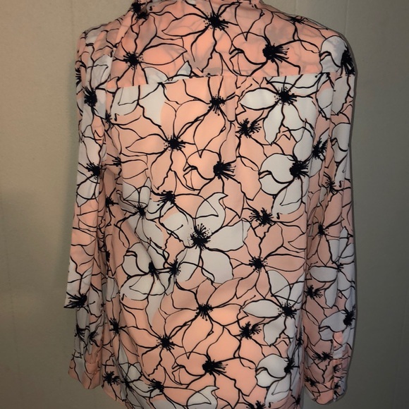 Banana Republic size M Women’s blouse - Picture 7 of 7